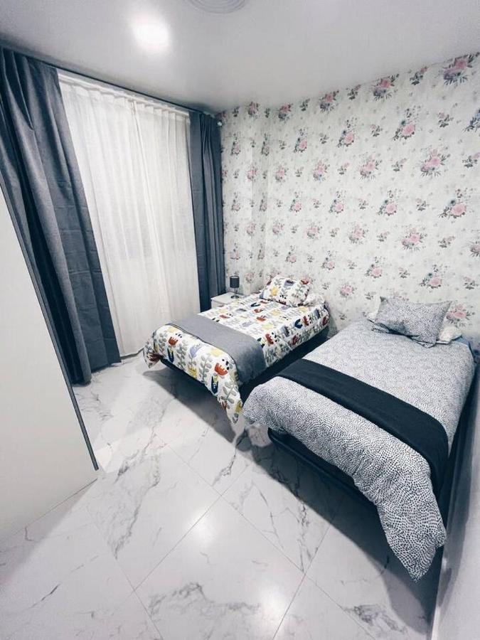 Apartamento Kenoa Metropolitano Madrid Buitenkant foto